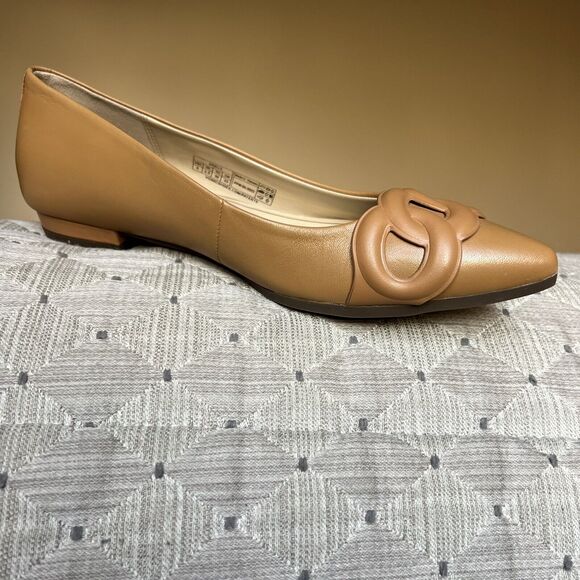 Vionic Arielle Caramel Tan Leather Flats Women’s 6 Pointed Toe Comfort Slip Ons - Picture 4 of 16